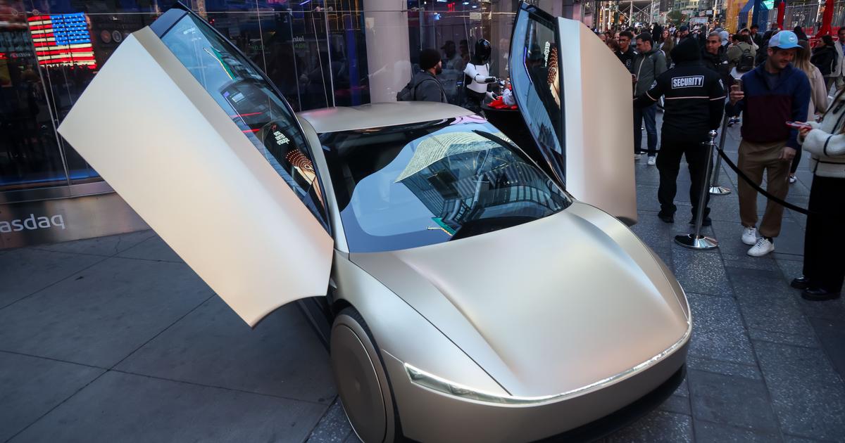 US aims to set guardrails for autonomous vehicle behavior