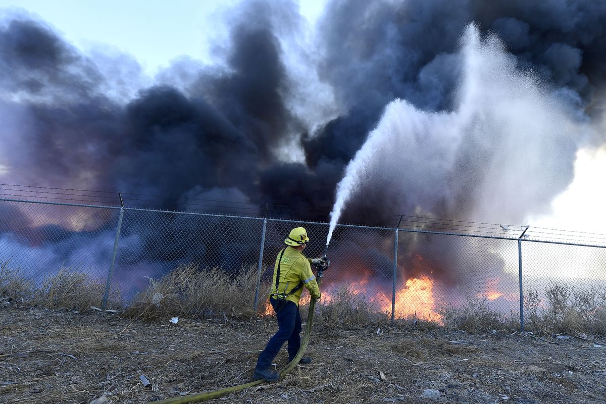 California Fire Danger Remains High Even As Winds Ease | The Spokesman ...