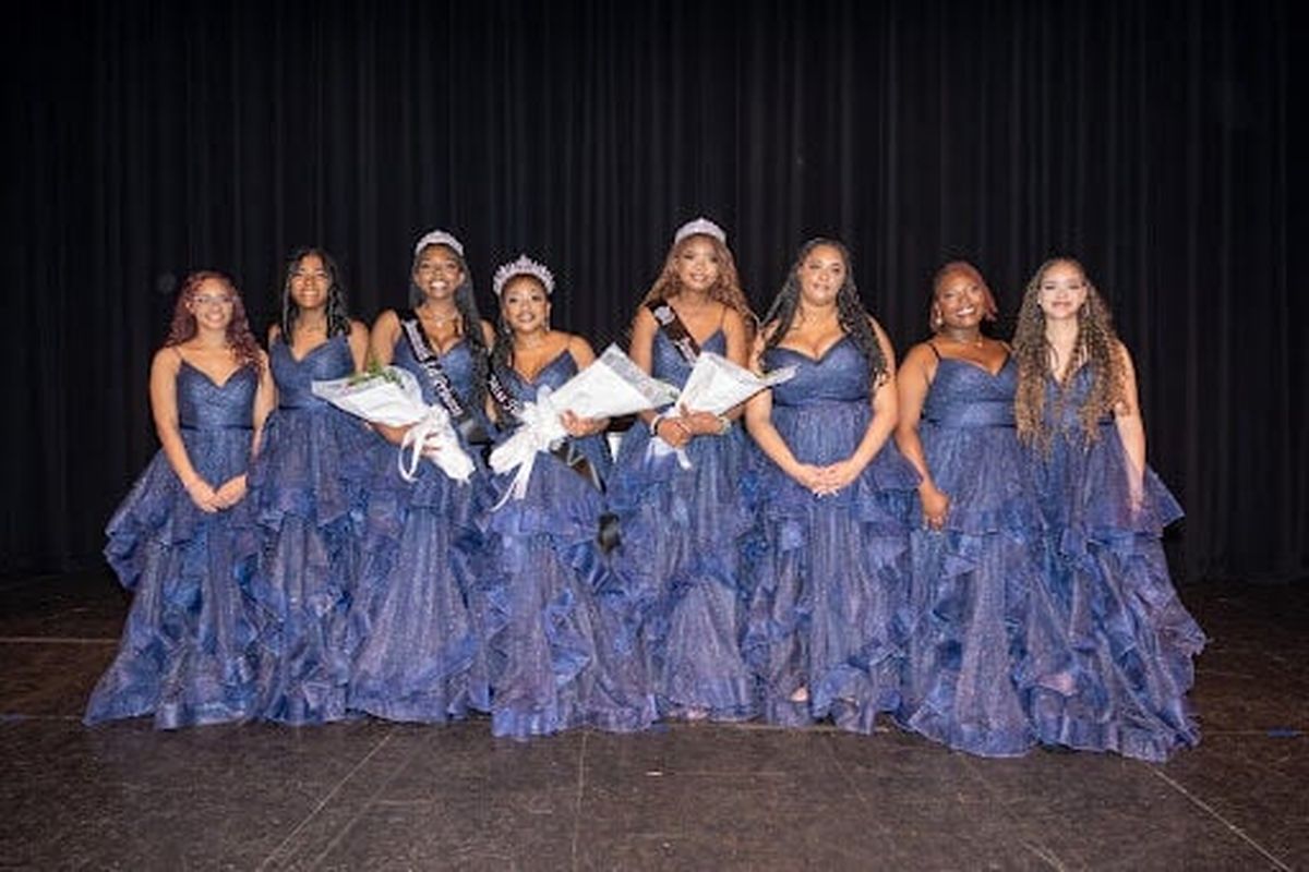 Left to right are Ovianna Williams, Makayla Roberson, Mwajuma Ishibaleka, Anesu Whacha, Daniella Musesambili, Genae Langford, Auda Muneza and Mya Jefferson.  (Courtesy of GLOS)