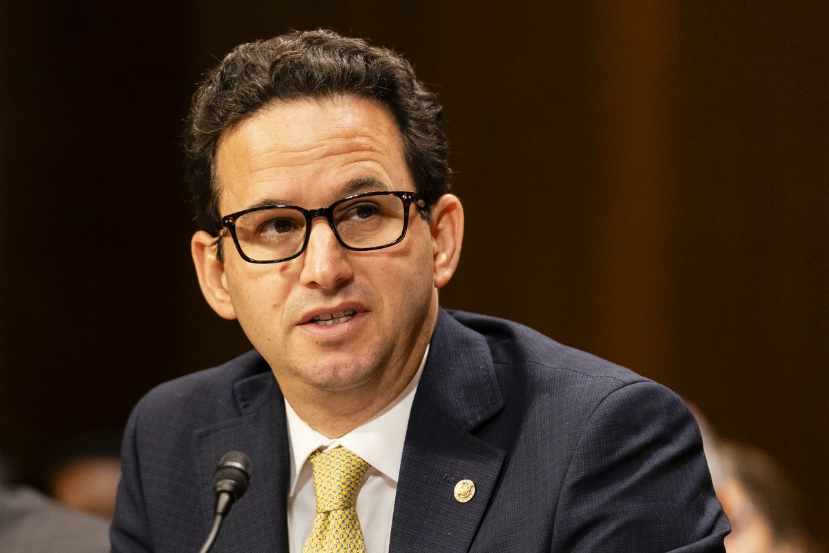 Senator Brian Schatz.   (Eric Lee/Bloomberg)