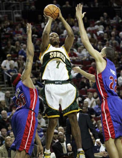 
Rashard Lewis averaged career-high 22.4 points for Seattle last season. Associated Press
 (Associated Press / The Spokesman-Review)