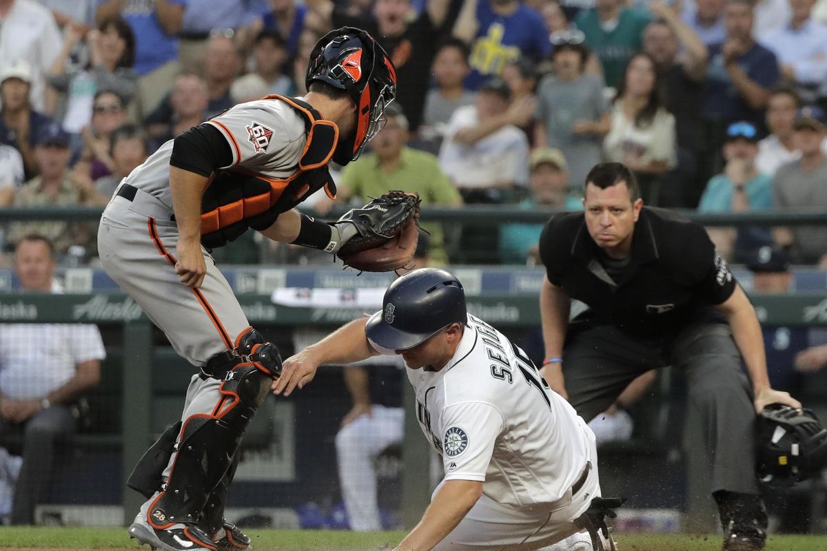 Third base coach Scott Brosius decides to leave the Mariners' coaching  staff