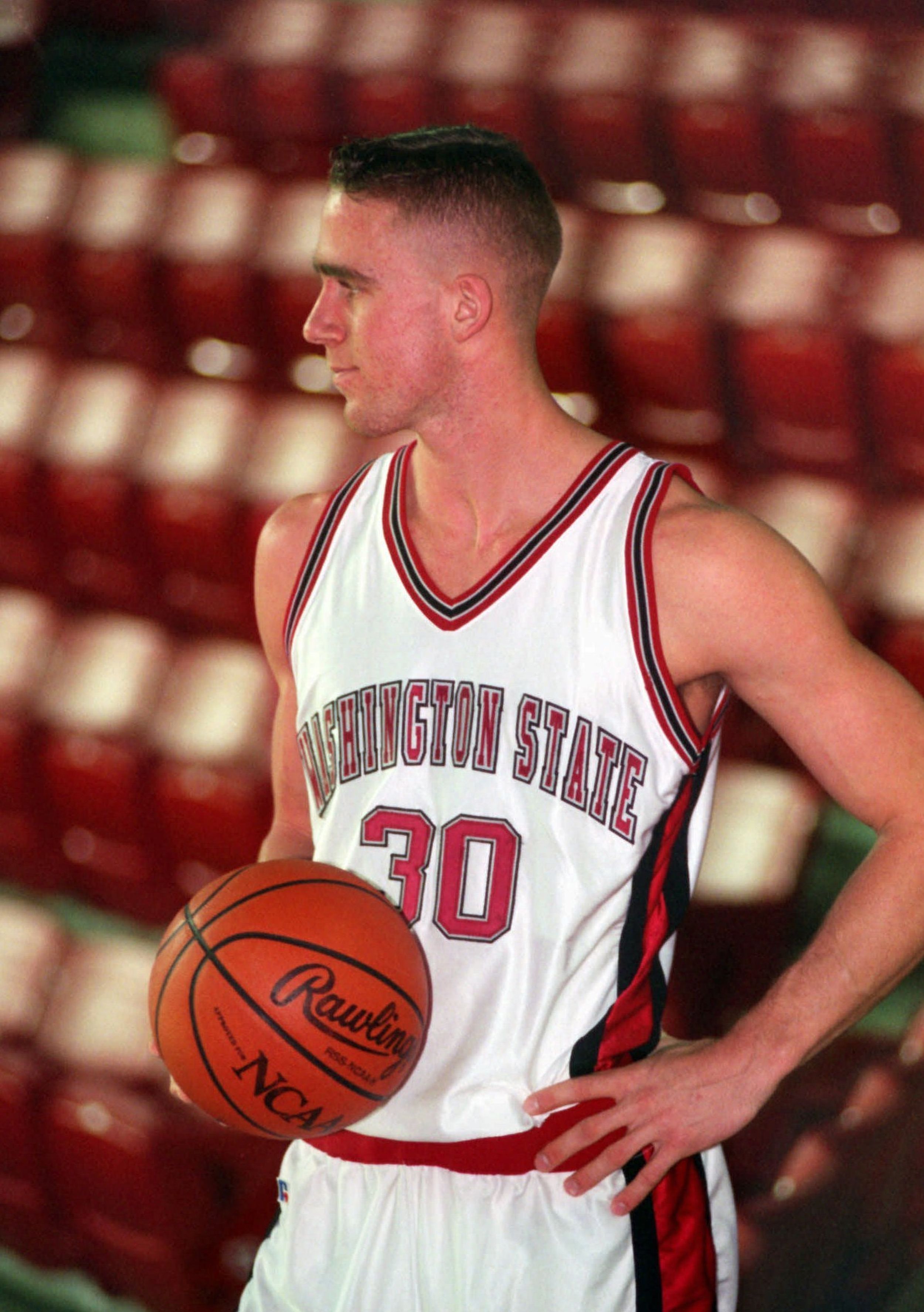 Mark Hendrickson basketball highlights: What were his top moments? Relive his best plays and game changers.