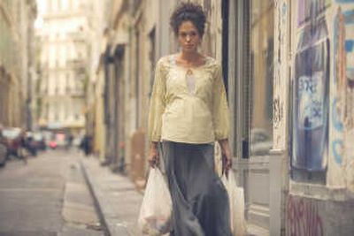 
Angelina Jolie plays Mariane Pearl, wife of the slain journalist Daniel Pearl, in 