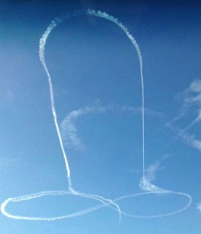“Draw a giant penis,” a Navy officer told the pilot sitting next to him on Nov. 16, 2017. This was the result, in the sky above Okanogan County.