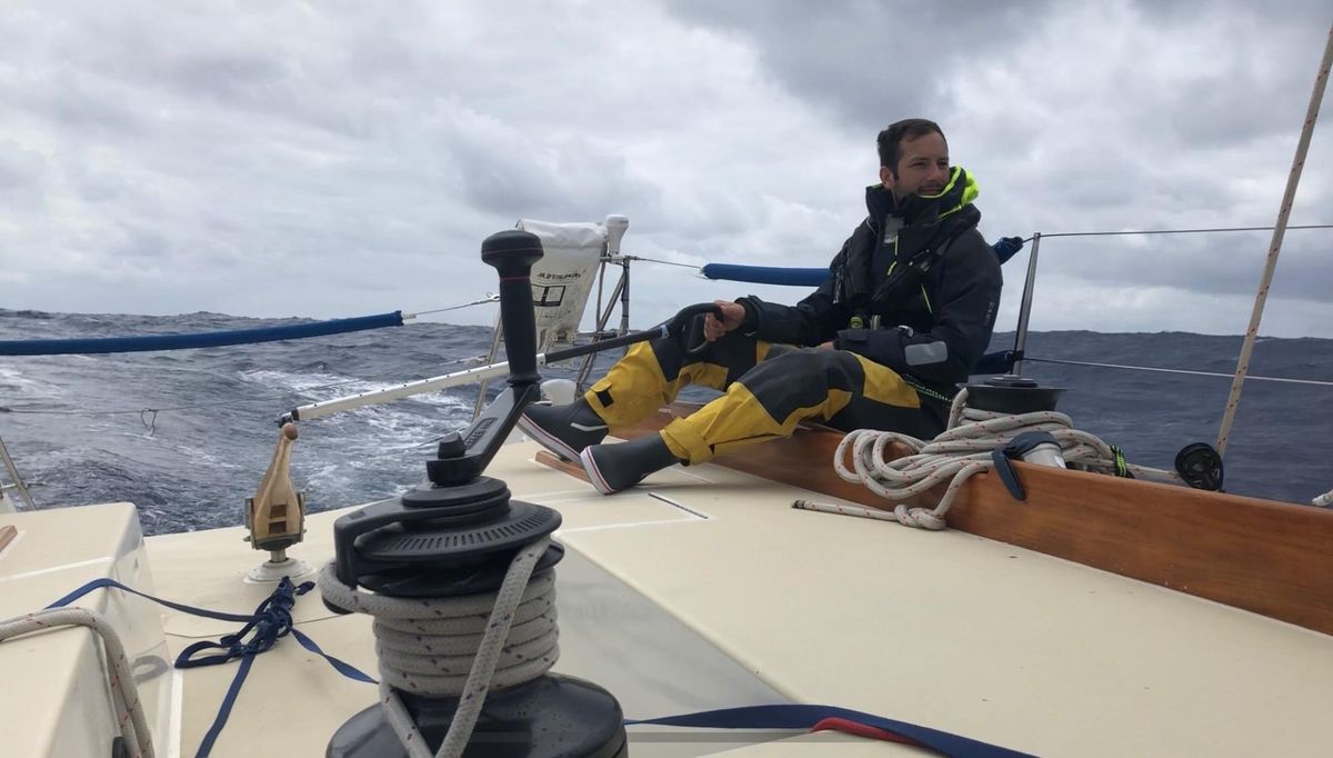 Will Campbell steers with a tiller,  uncommon in boats as big as the 70-foot Rage. The boat’s steering is so well-tuned, it often feels like it’s steering itself. (Matt Mooney / Courtesy)