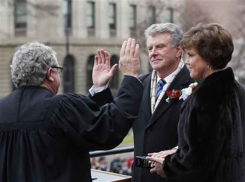 With first lady Lori Otter by his side, Idaho Gov. C.L. 