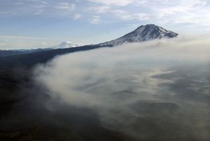 Associated Press Mount Adams tested Derek Mamoyac’s will to survive as the injured climber toughed out five days before being rescued. (File Associated Press / The Spokesman-Review)
