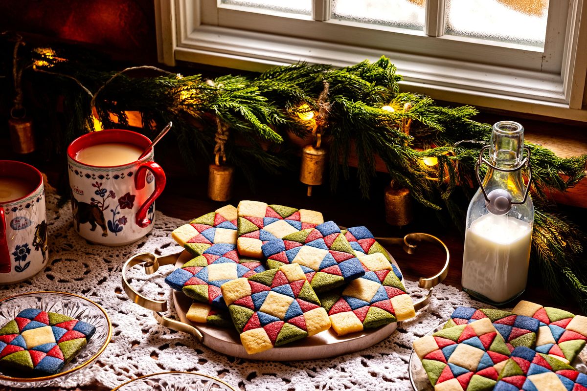 These Quilt Block Sugar Cookies are geometric and simple.  (Scott Suchman for The Washington Post/Food styling by Lisa Cherkasky for The Washington Post)