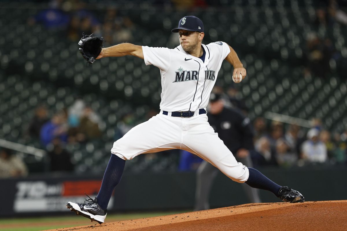 Mitch Haniger's 100th career homer helps M's beat A's 4-2, close