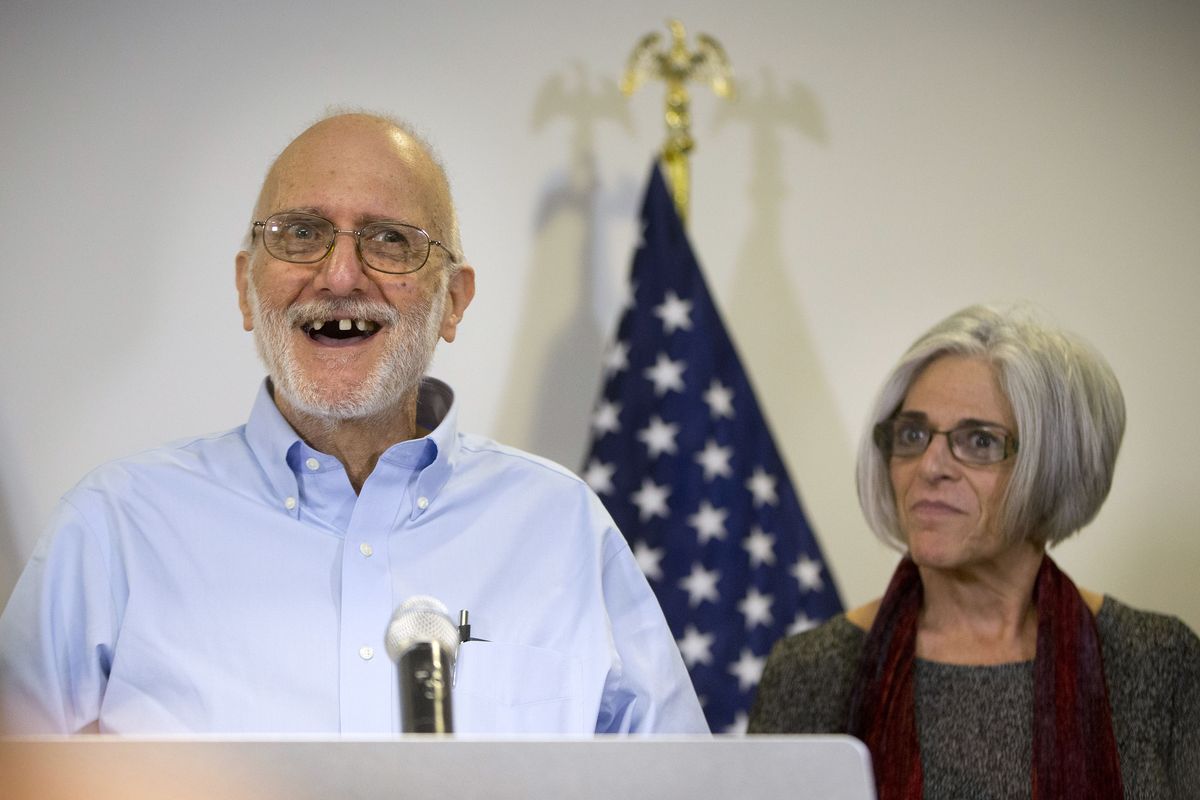 Alan Gross and his wife, Judy. (Pablo Monsivais / Associated Press)