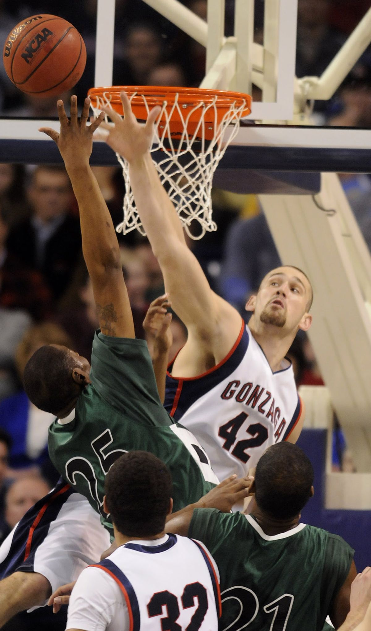 Gonzaga senior Josh Heytvelt tries to block South Carolina Upstate