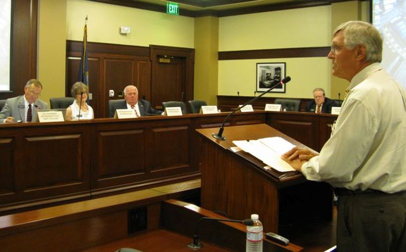 Idaho Health & Welfare Director Dick Armstrong addresses the Legislature's Health Care Task Force on Monday. (Betsy Russell)