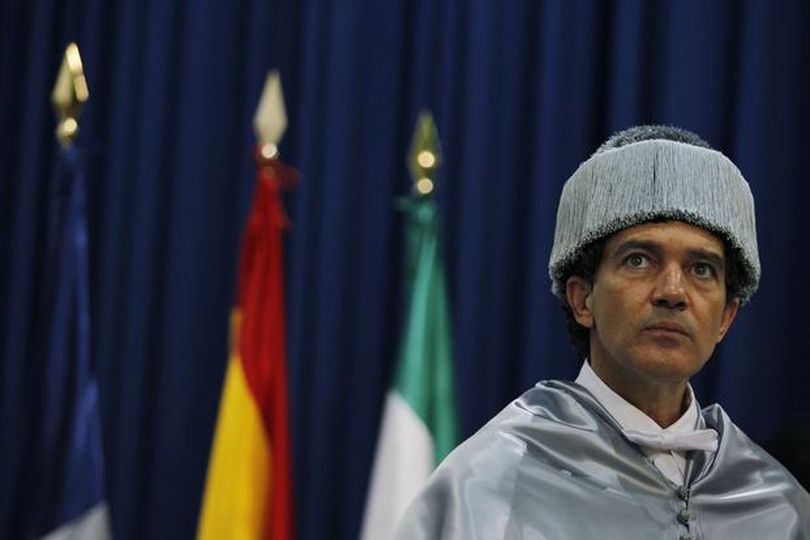 May 5, 2010
AP Photo/Sergio Torres

Actor Antonio Banderas is seen before being awarded a doctor honoris causa degree by the University of Malaga in Malaga, Spain, on Wednesday.
