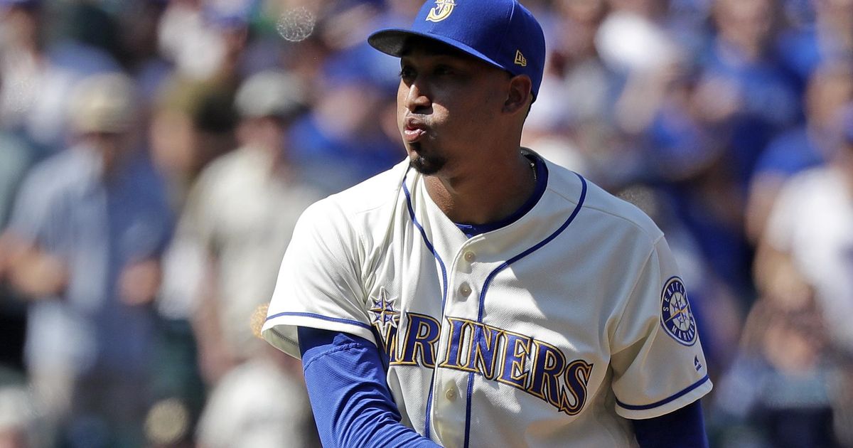 Mariners closer Edwin Diaz named American League Reliever of the Year