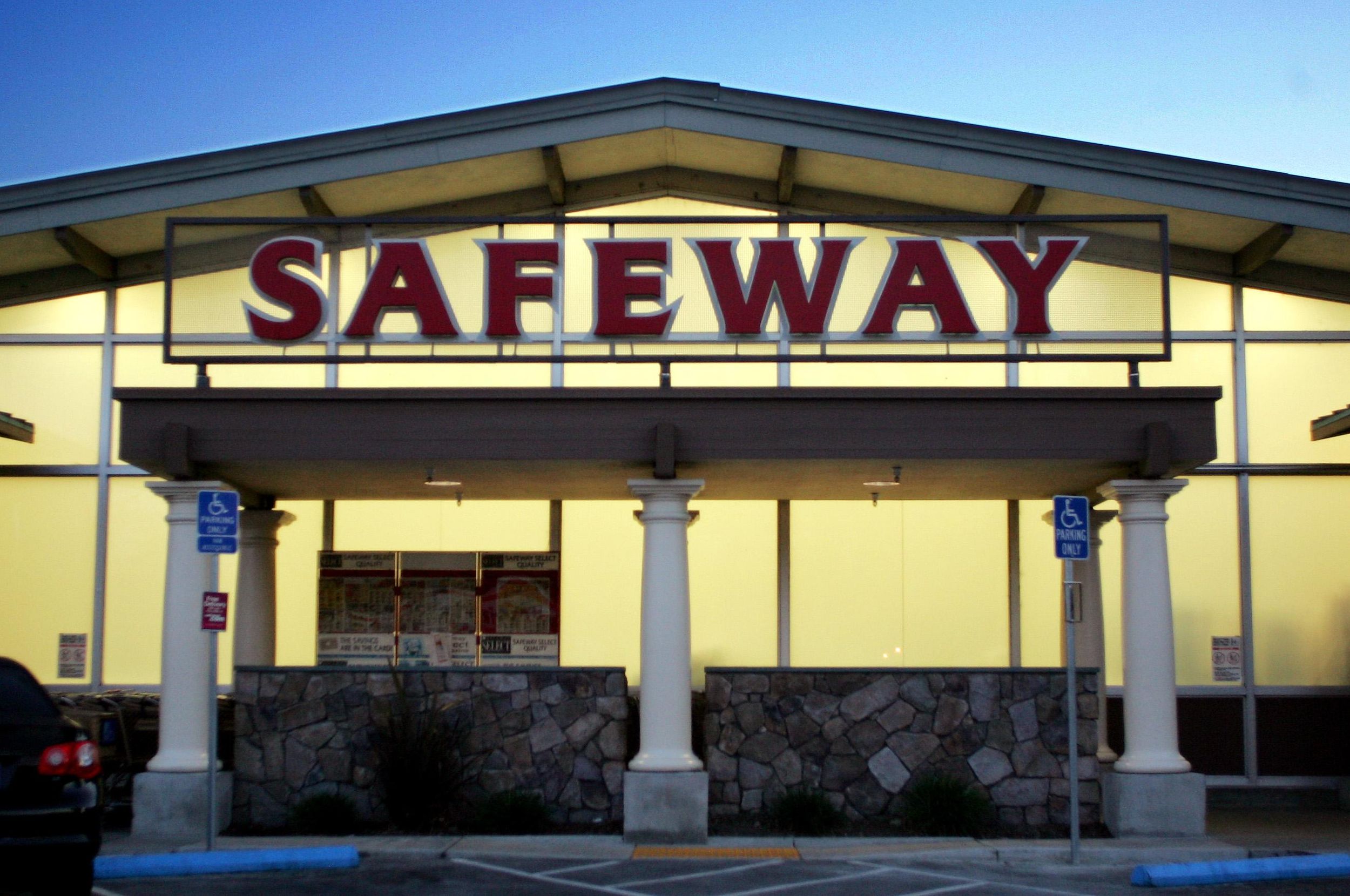 Safeway to pay 3 million over lax controls at pharmacies, DOJ says