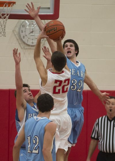 Beau Byus (32) is a force in the lane for the Central Valley Bears. (Colin Mulvany)