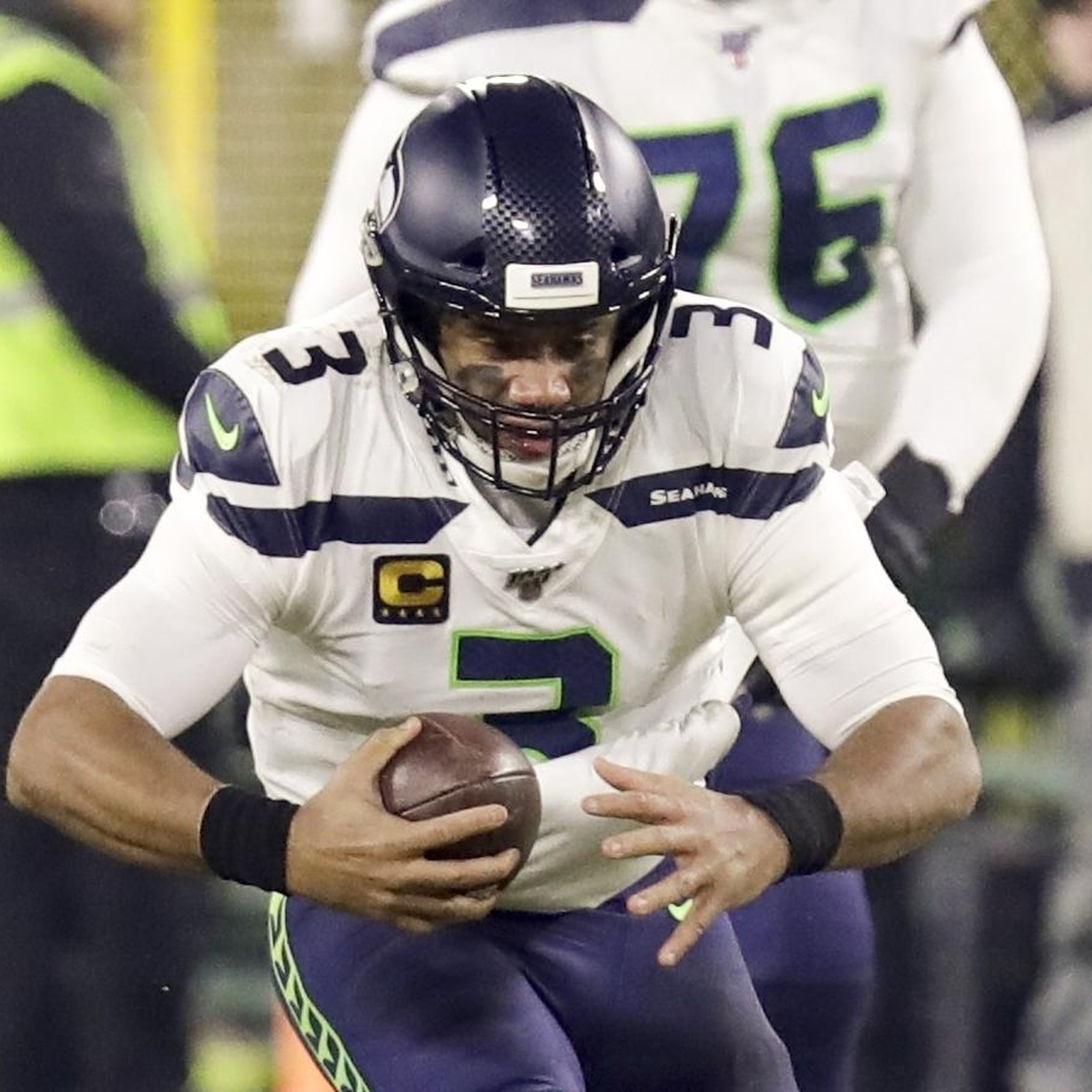 Larry Stone: Seahawks might have done the improbable and avoided rebuilding, National Sports