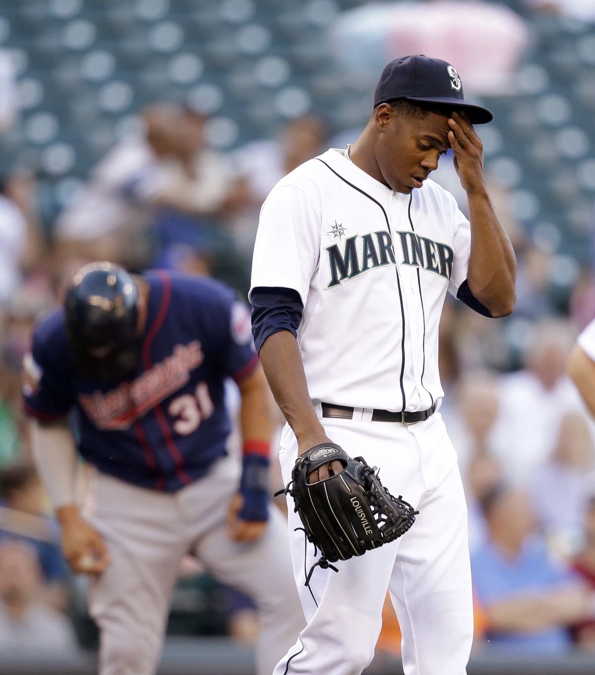 Seattle Mariners starting pitcher Roenis Elias turned in his third straight rough outing on mound.