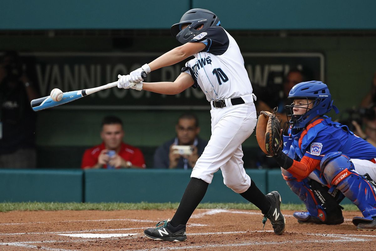 Grosse Pointe comes back to win Little League WS opener, 5-4