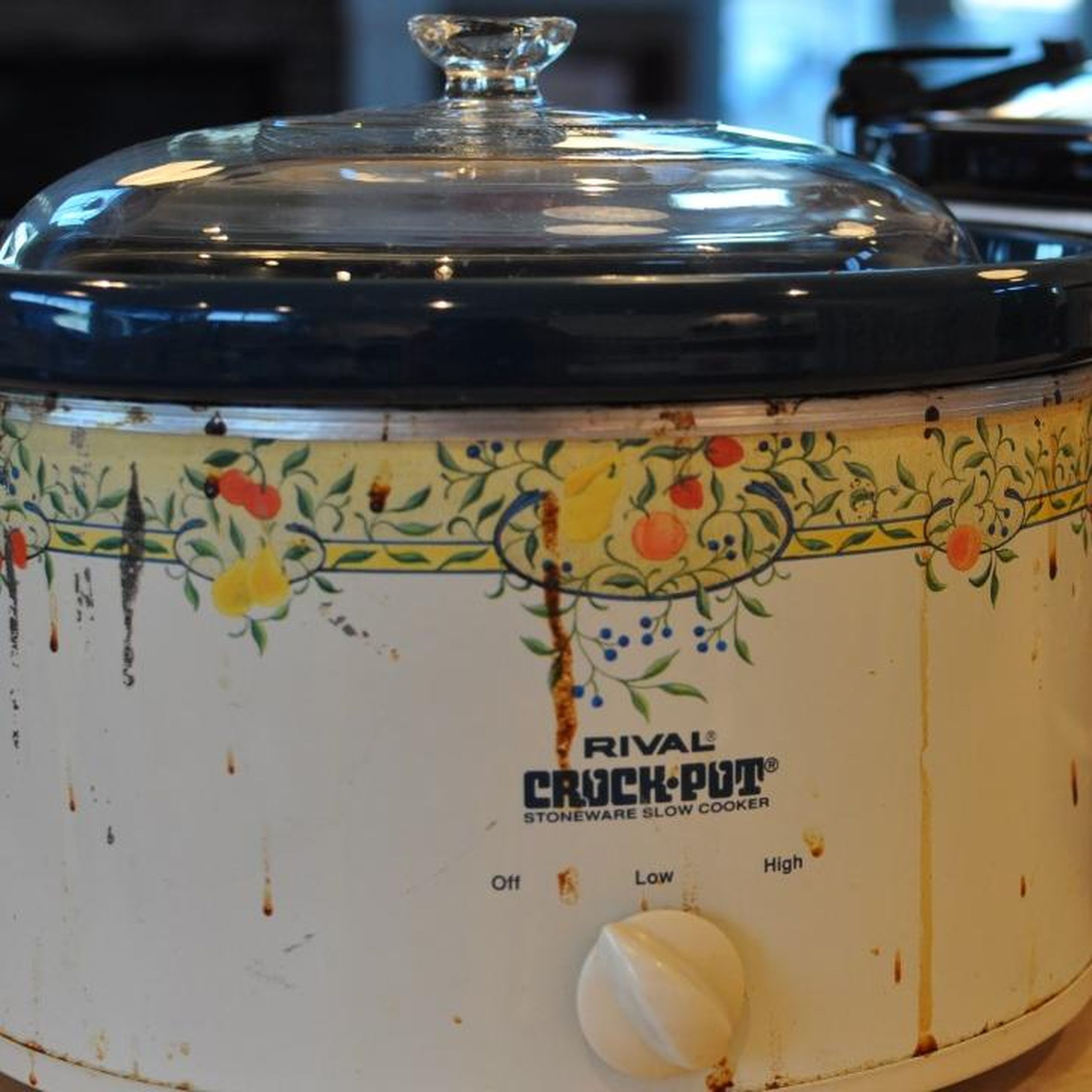 I Ditched My Fancy Slow Cooker In Favor Of My Mom's Old-School