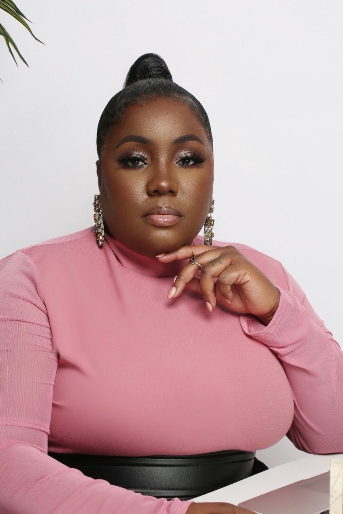 Dasha Kennedy provides financial advice to hundreds of thousands through her Instagram account TheBrokeBlackGirl.  (Mena Darre/Mena Darre)