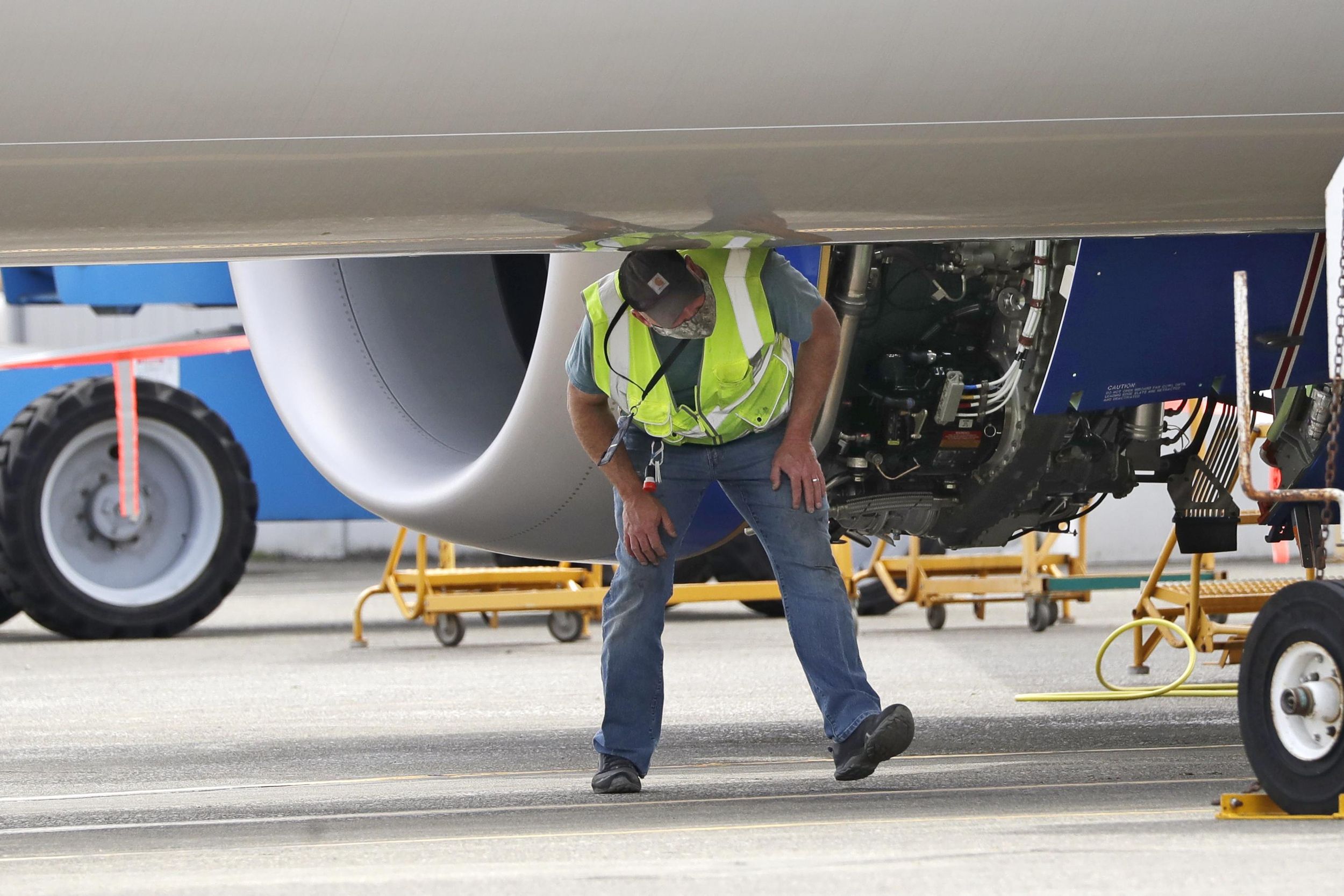 Boeing factory workers cope with the coronavirus threat as layoffs loom