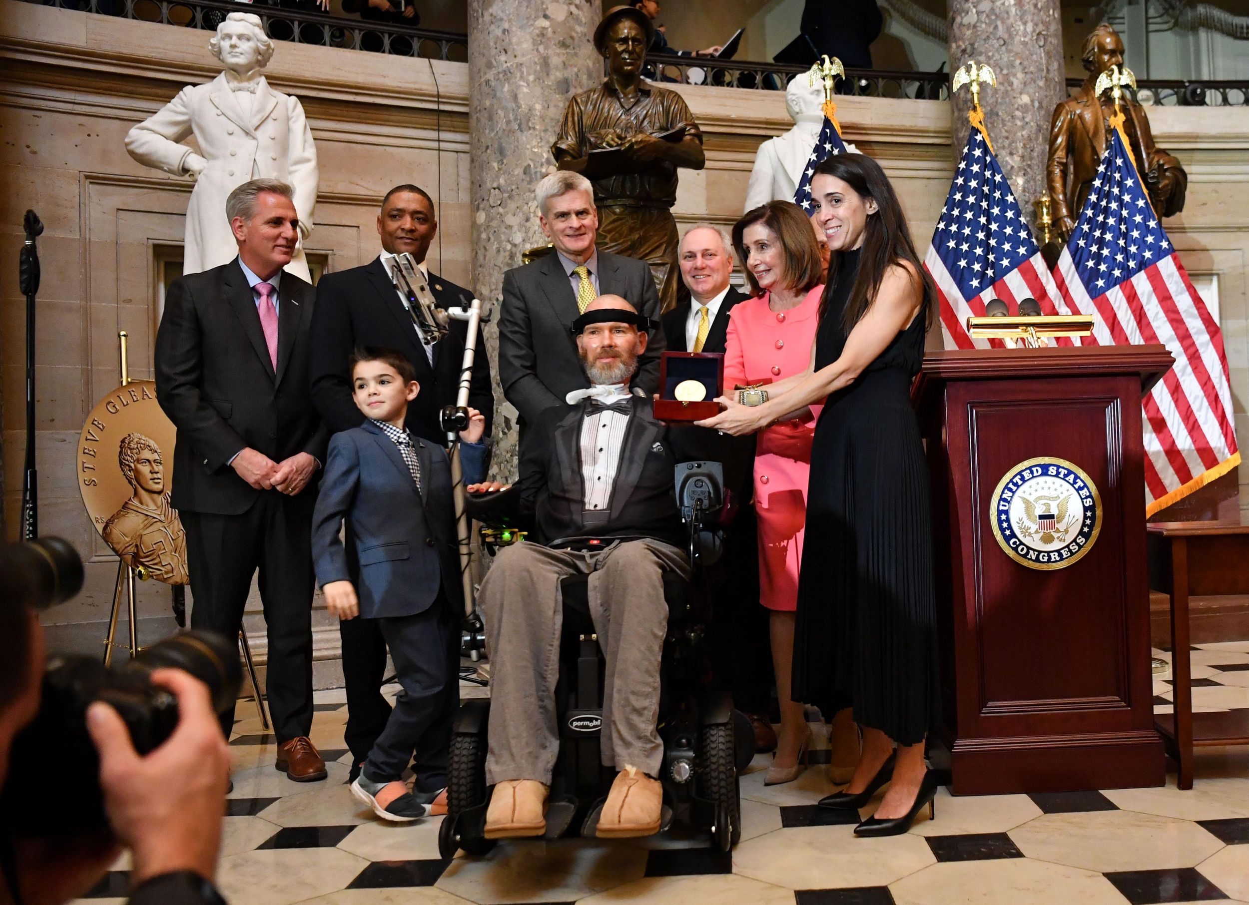 Steve Gleason, ex-New Orleans Saints safety and ALS advocate, receives  Congressional Gold Medal