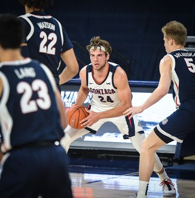 Gonzaga’s Corey Kispert scans the defense during Kraziness in the Kennel on Nov. 12.  (By Dan Pelle / The Spokesman-Review)