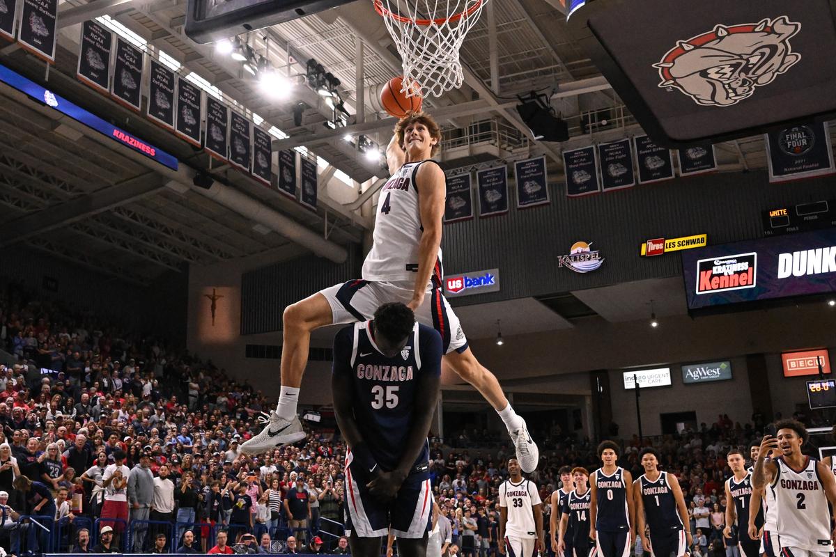 Gonzaga's Davis Fogle caps highlight day with 'pretty incredible' 30 ...