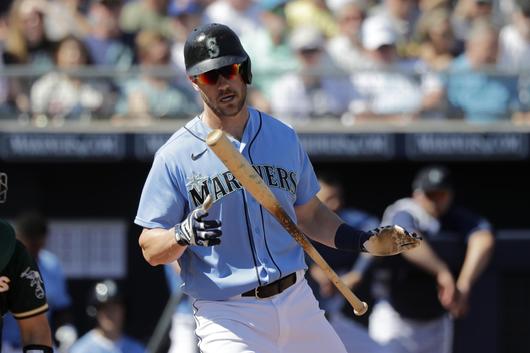 Seattle Mariners latest club to shut down spring training operations