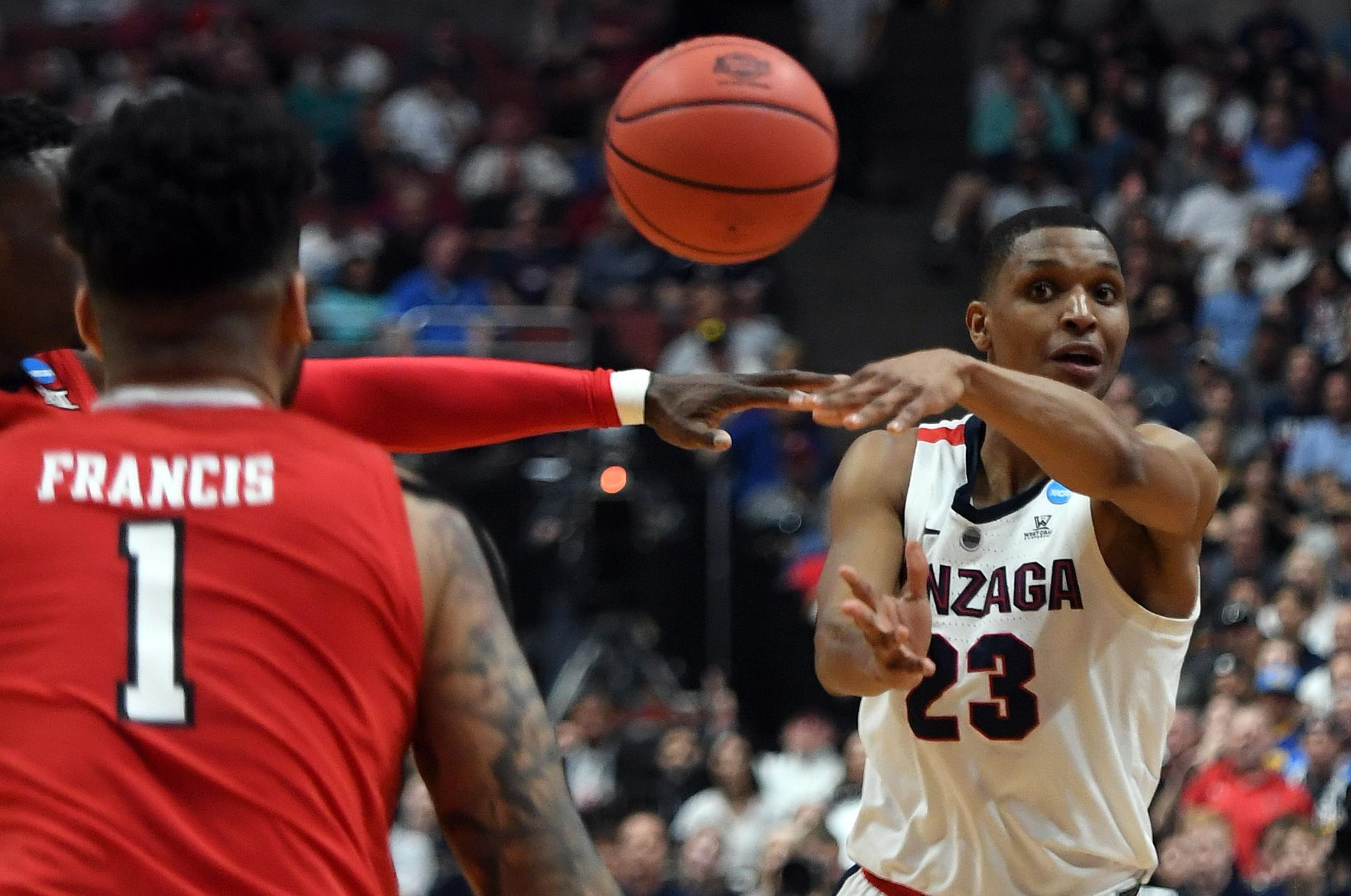 Gonzaga’s Zach Norvell Jr. says he’s staying in NBA draft The