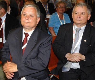 
Lech Kaczynski, left, who is Poland's president, and his twin brother Jaroslaw Kaczynski during a Solidarity congress in Gdansk, Poland. Jaroslaw has accepted a nomination as prime minister. 
 (FILE Associated Press / The Spokesman-Review)