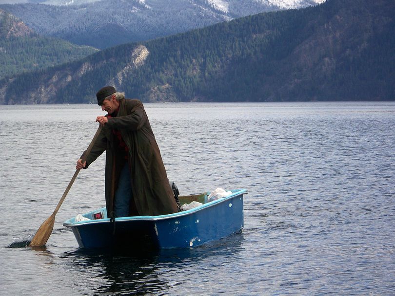 Dan Mulvahill steers his dinghy on Lake Pend Oreille in Bayview. (Herb Huseland)