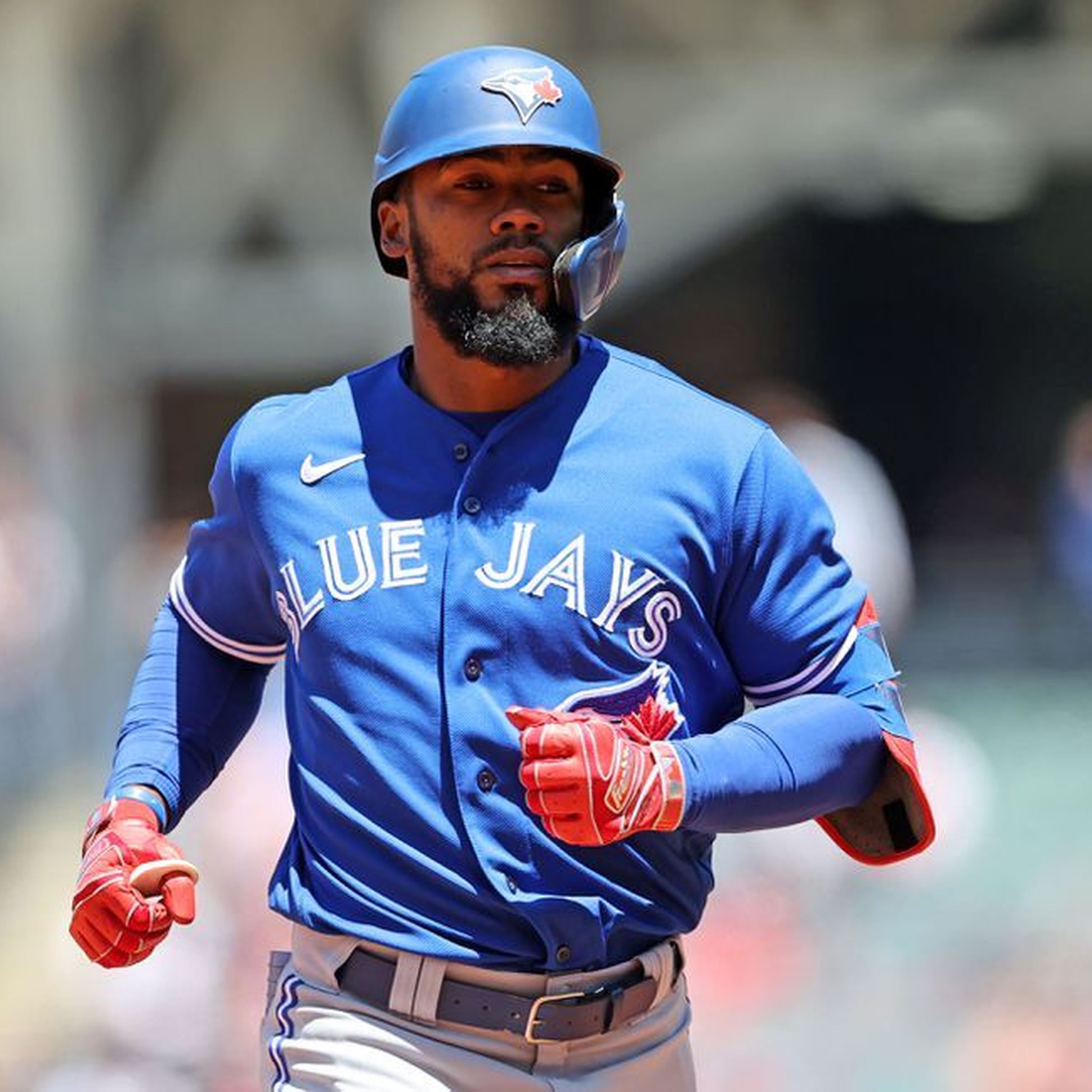 Teoscar Hernandez issues heartfelt message to Blue Jays after Mariners trade