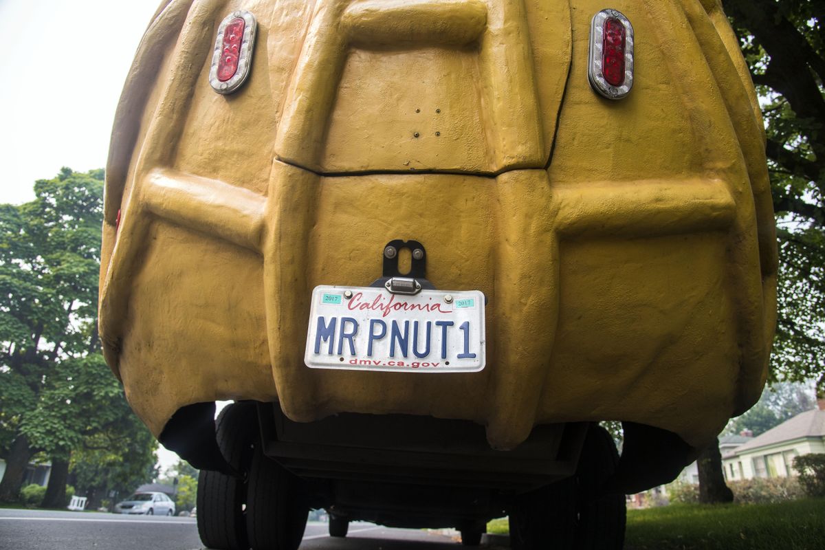 History - PLANTERS® NUTmobile