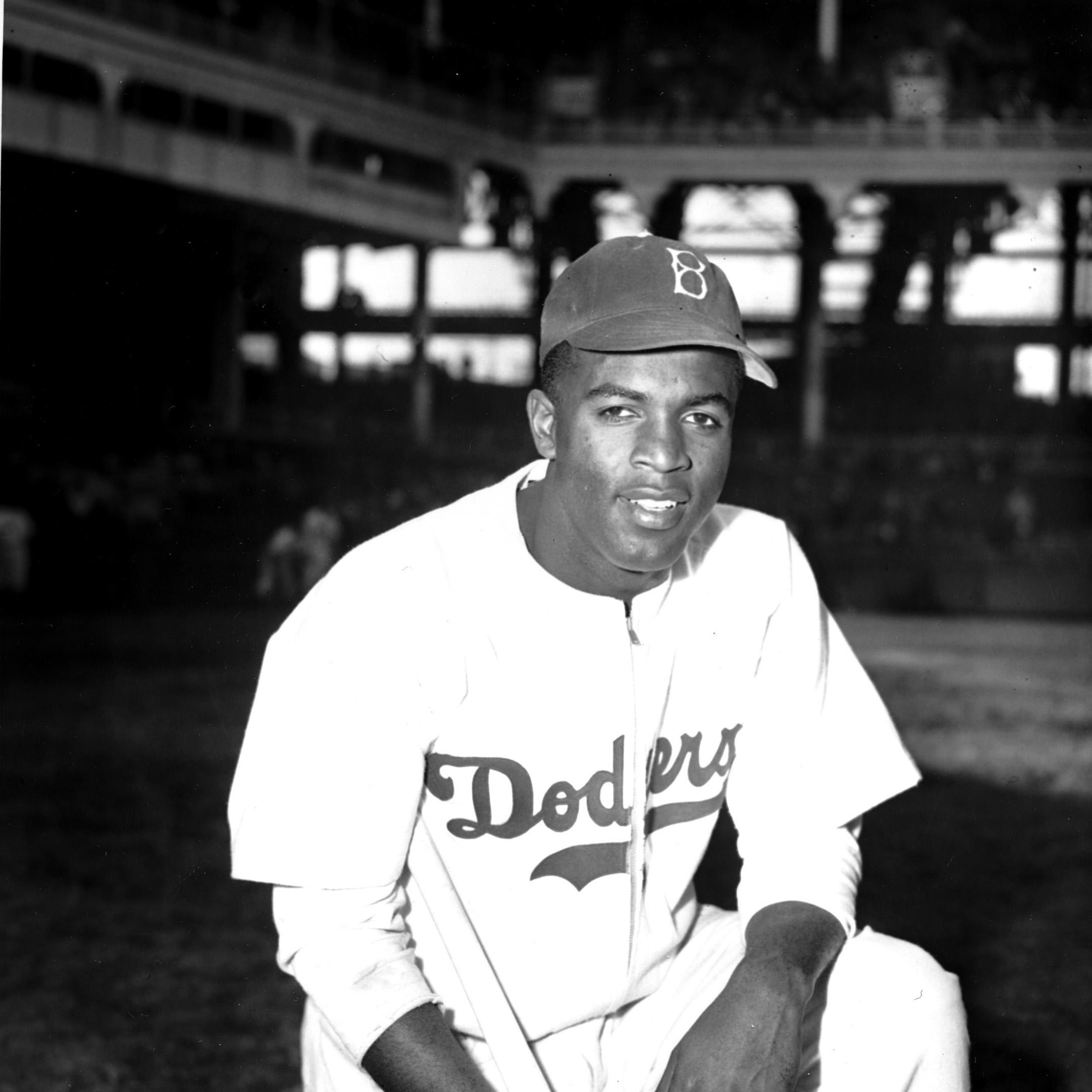 Pee Wee Reese leading off 1st Base vs. NY Giants 1957