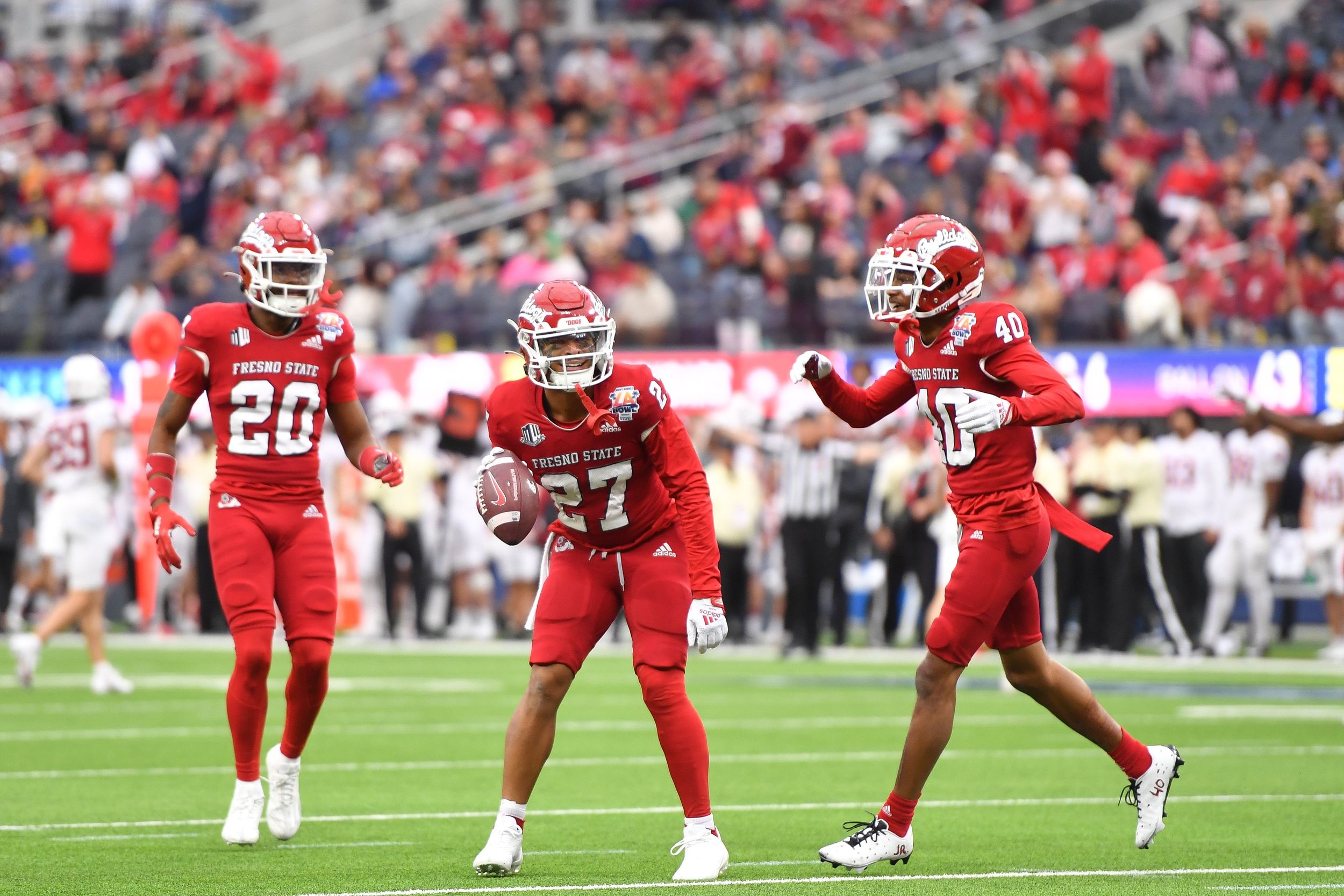 California's football teams to begin season with no fans in attendance at  stadiums - ABC30 Fresno