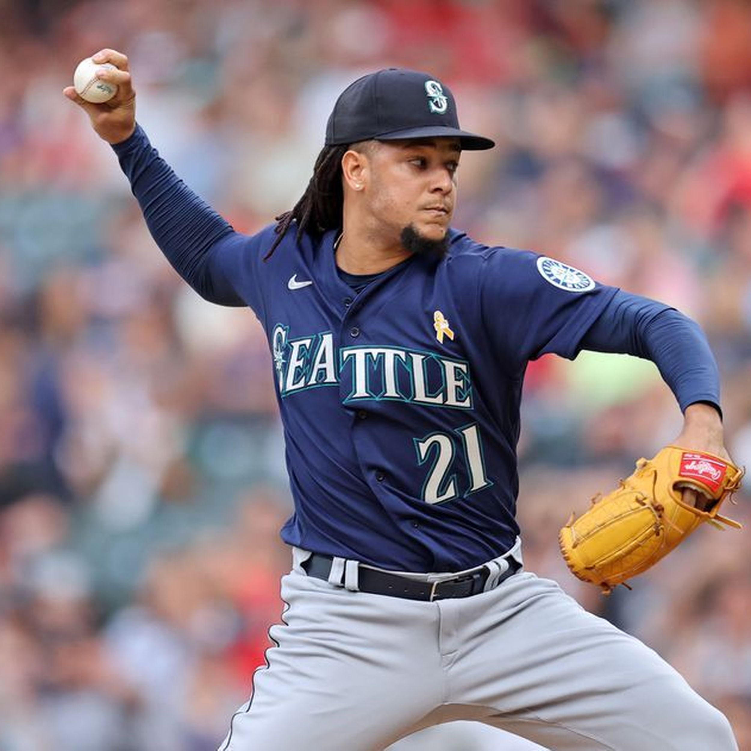 Mariners and Luis Castillo agree to 5-year, $108 million extension