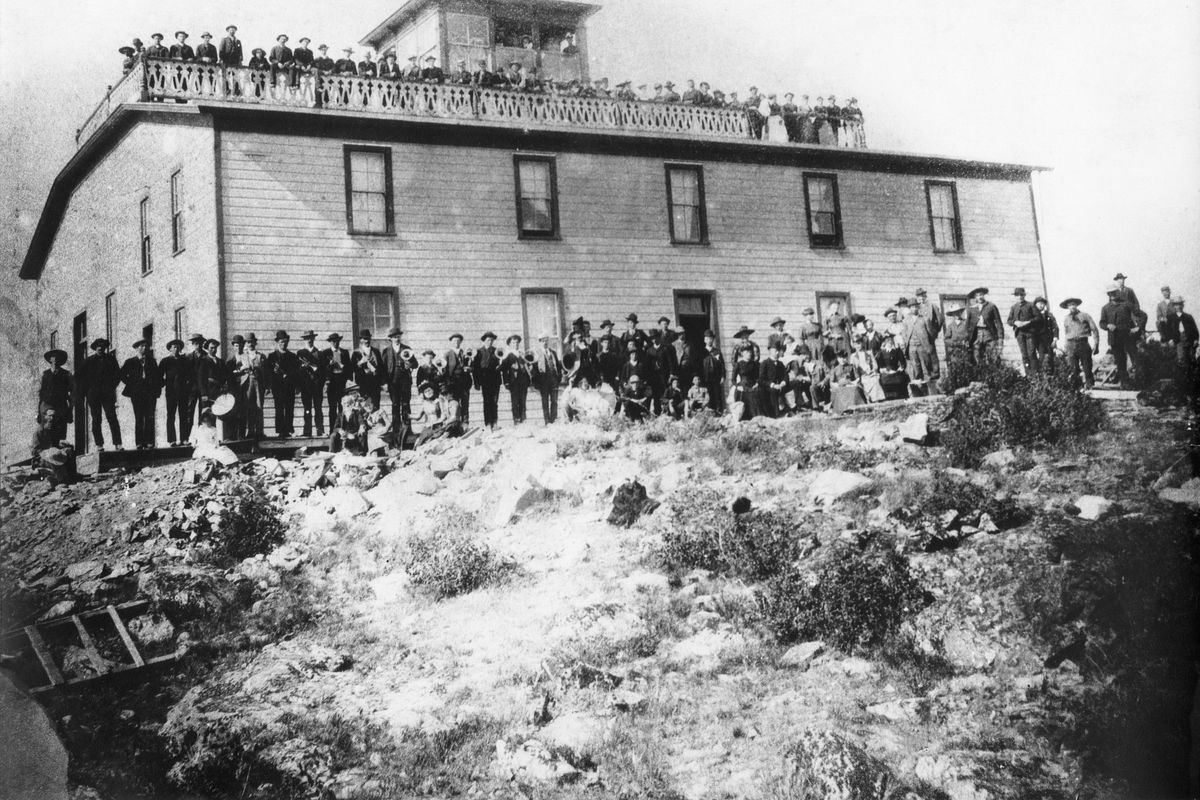 Celebration at “Cashup” Davis Hotel on top of Steptoe Butte, May 20, 1891. Teens playing in the abandoned hotel burned it down in 1911. (C.J. Davis – Oakesdale, Wash.)