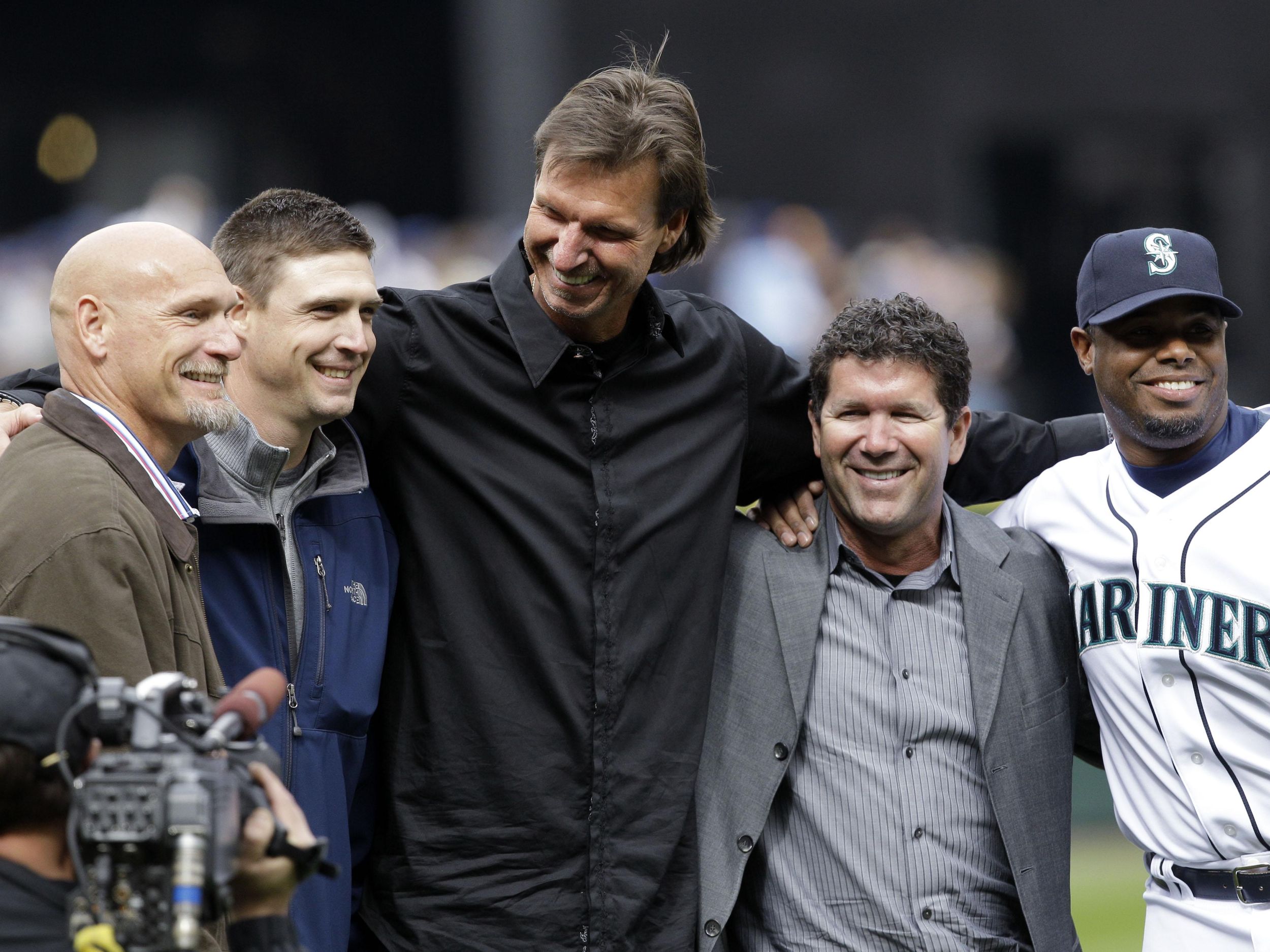 A Grip on Sports: The passing of an actor gets us musing on the  most-memorable trade in Mariner history