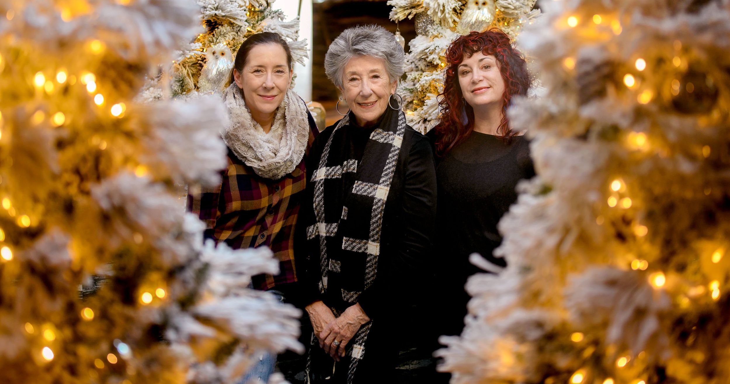 Ellen Travolta's annual Christmas show celebrates 10 years of holiday