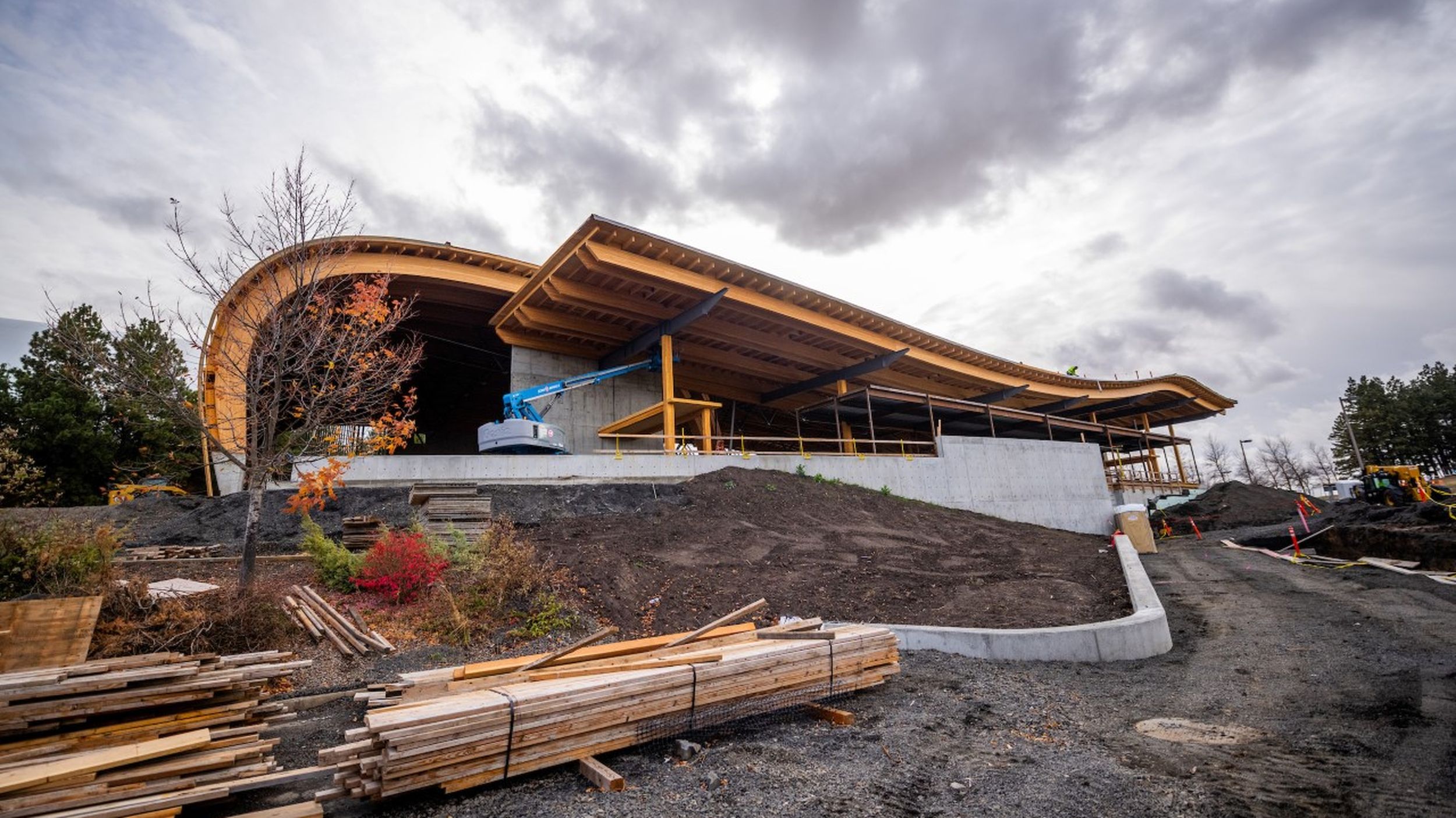 Gallery of University of Idaho Central Credit Union Arena / Opsis