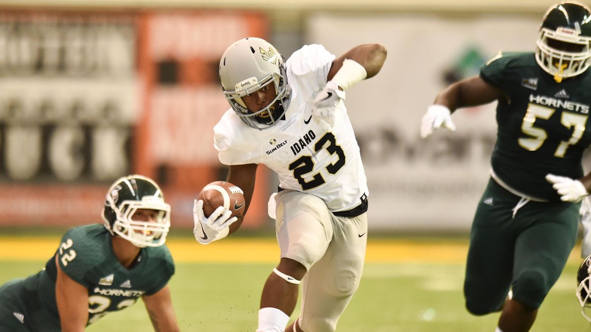 Idaho Vandals open 2017 football season with 286 win over Sacramento
