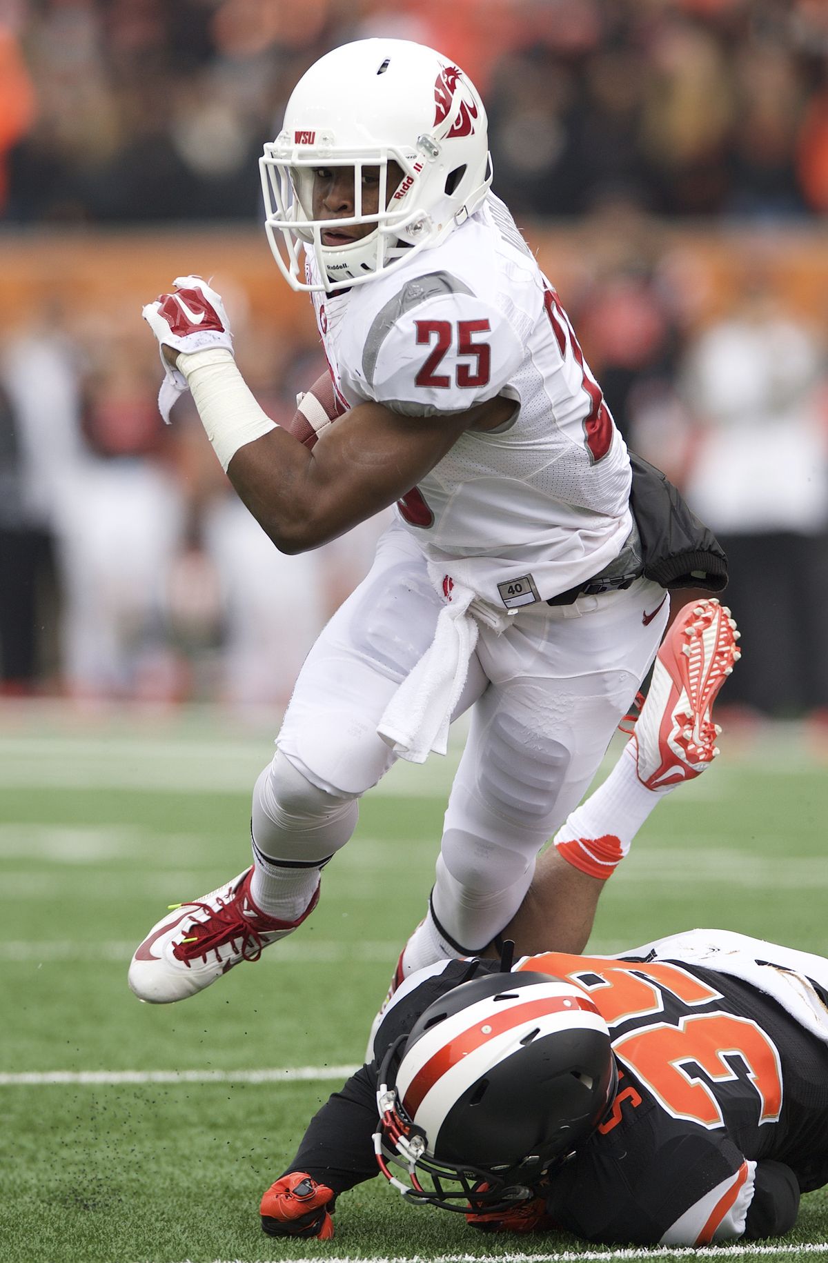 Jamal Morrow led WSU in rushing with 46 yards on nine carries. (Associated Press)