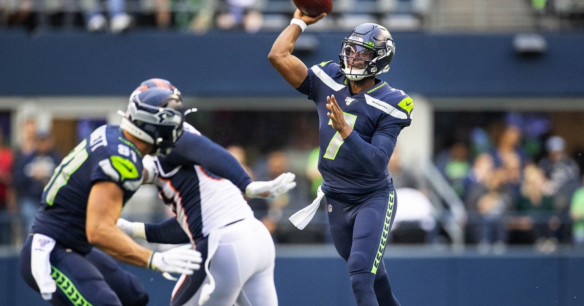 Geno Smith ‘doing Things Right,’ Still Leading Seahawks' QB Competition ...