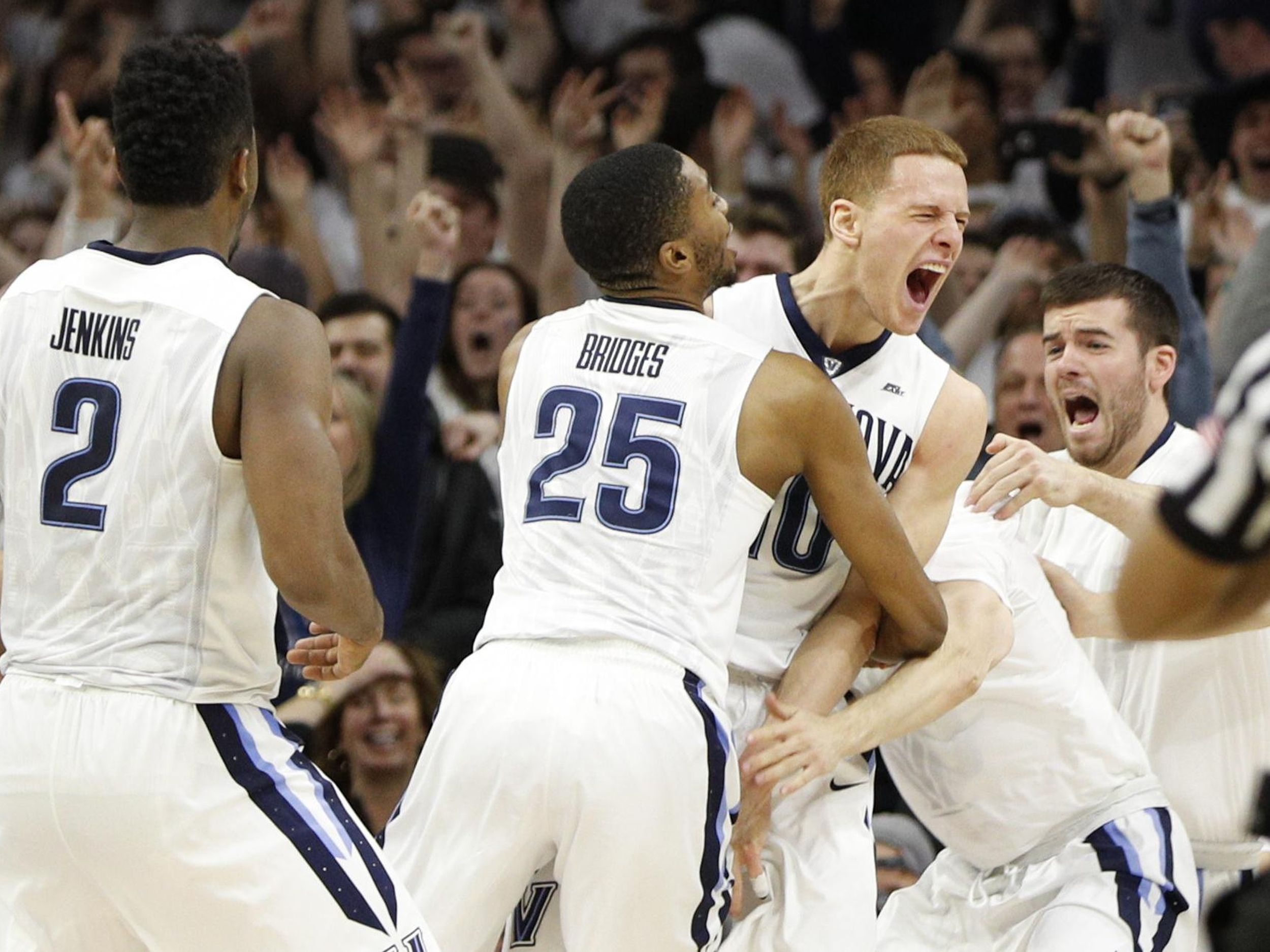 Spot starter Donte DiVincenzo glad to be back in Villanova bench