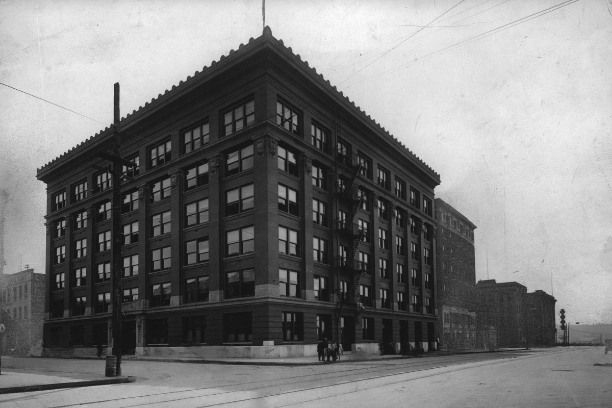 Now called the “old” City Hall, the building at Wall Street and Spokane Falls Boulevard seen here in 1928 was erected after the city agreed to sell their 1894 City Hall to railroad companies who were developing a new downtown train station downtown. (THE SPOKESMAN-REVIEW PHOTO ARCHIVE / SR)