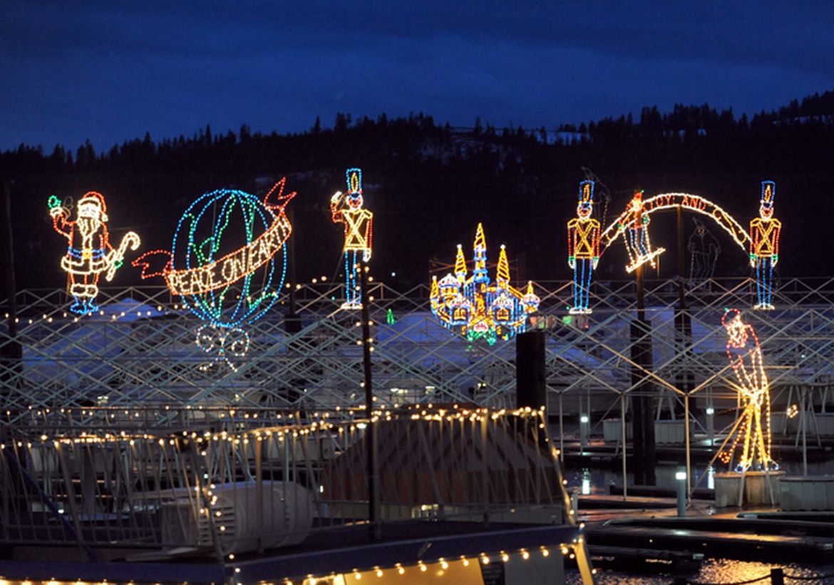 Holiday Light Show - A picture story at The Spokesman-Review