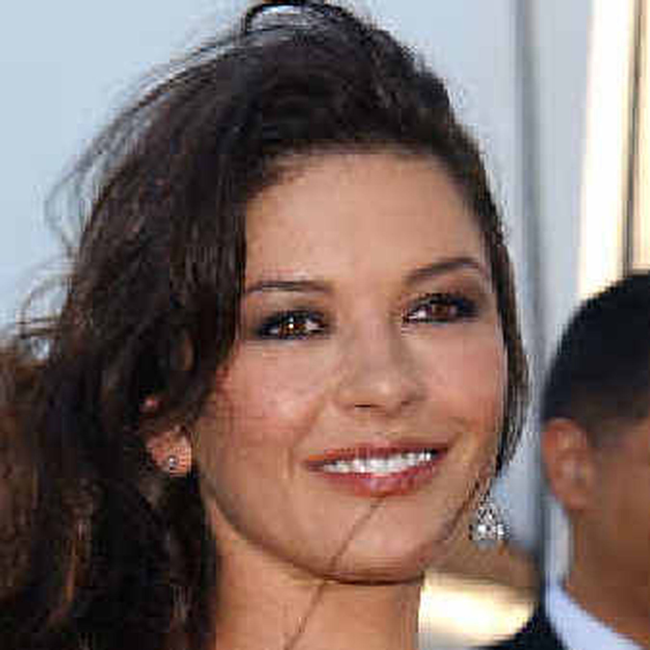 Zeta Jones Wasn T In Over Her Head On Ocean S Twelve The Spokesman Review